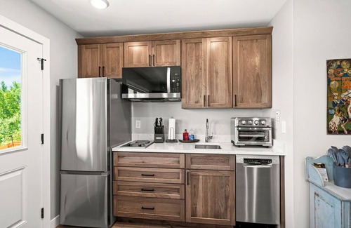 Duluth House | RiverWest Kayak View -Brand New- Dog Friendly-Sauna-20% off Bike Rentals