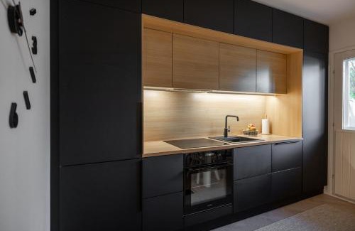 Rovaniemi Apartment | Rivitalokoti joen rannalla