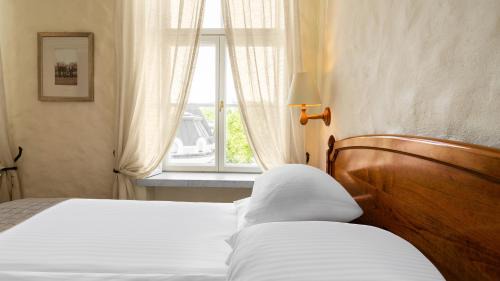 Old Town Hotel | Rixwell Collection Savoy Boutique Hotel