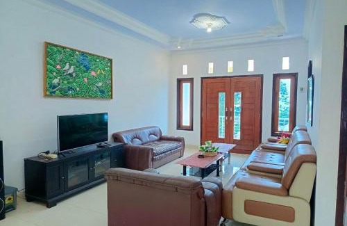 Argosari House | Rizky Bromo Homestay