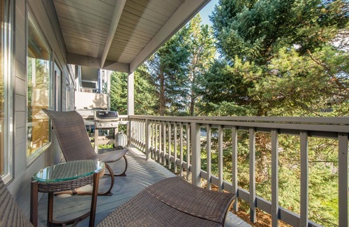 Teton Village Condo | RMR: Rendezvous A3 Condo in Teton Village