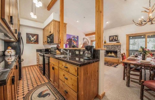 Moose Wilson Road Condo | RMR: Strawberry 3922 Condo in The Aspens/Wilson,WY