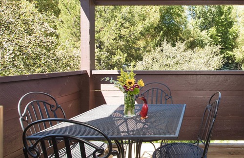 Moose Wilson Road Condo | RMR: Thistle 921 Condo in The Aspens/Wilson,WY