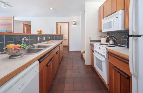 Moose Wilson Road Condo | RMR: Wheatgrass 2212 Condo in The Aspens/Wilson,WY