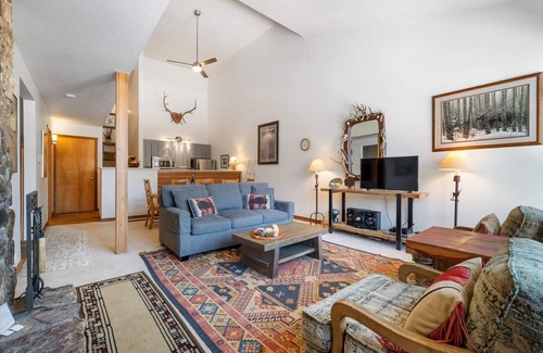 Moose Wilson Road Condo | RMR: Wheatgrass 2222 Condo in The Aspens/Wilson,WY