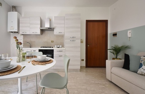Vasto Apartment | Ro's Little House