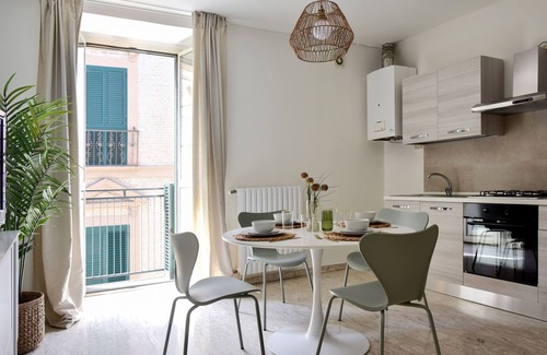 Vasto Apartment | Ro's Little House