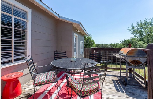 Austin House | Roadrunner - Great location between Austin and Dripping Springs