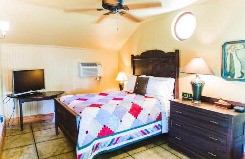 Historic Downtown Manteo Bed & Breakfast | Roanoke Island Inn