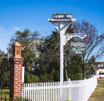 Historic Downtown Manteo Bed & Breakfast | Roanoke Island Inn