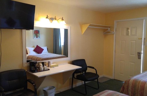 New Hazelton Hotel | Robber's Roost Motel