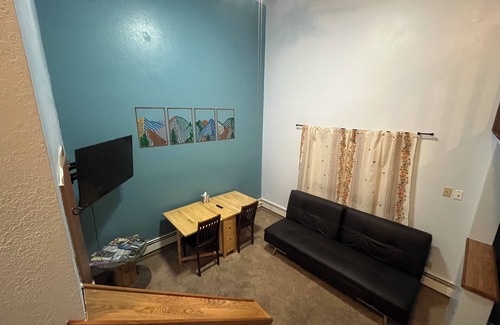 Valdez Apartment | Robe River Front Property