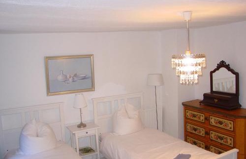 Helmarshausen Bed & Breakfast | Robert's Bed & Breakfast