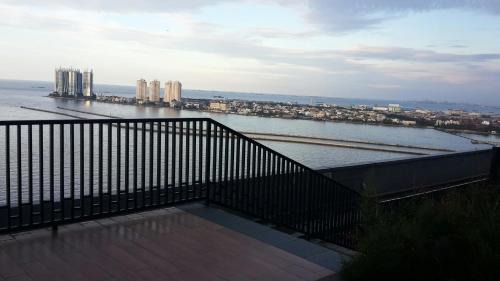 Pluit Apartment | Robert's Condominium