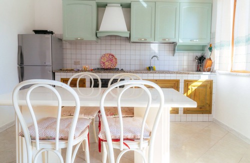 Porto Ottiolu House | "ROBERTA" 350 mt beach. Possibility of other HOUSE same street. PET FRIENDLY.