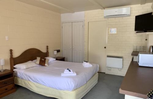 Robertson Hotel | Robertson Country Motel