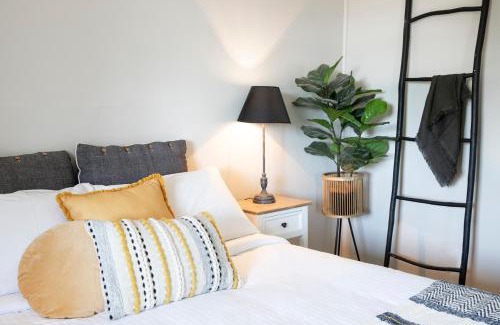 Robertson Hotel | Robertson Public House and Kitchen