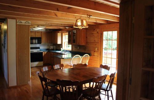 Decatur House | Robin Hill