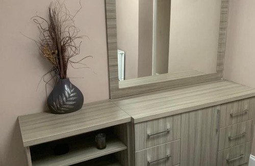 Wraysbury House | Robin's Cave