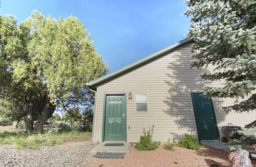 Mammoth Creek House | Robins Roost (A) - Beautiful setting and central to the national parks