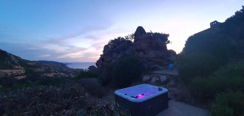 Costa Paradiso House | Roccette OndaTURCHESE, Vista Mare e Jacuzzi Privata