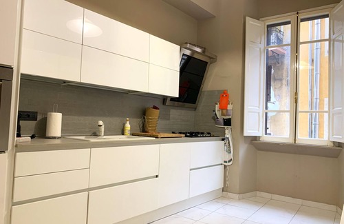 Celio Apartment | Rocco's Home at the Colosseum