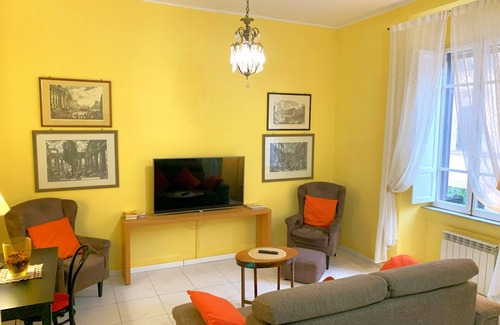 Celio Apartment | Rocco's Home at the Colosseum