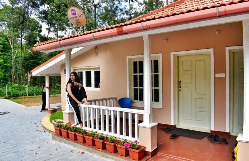 Suntikoppa House | Rochas Valley Homestay