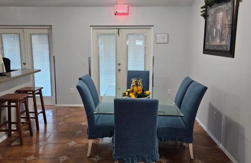 Port Charlotte House | Rock Creek Getaway