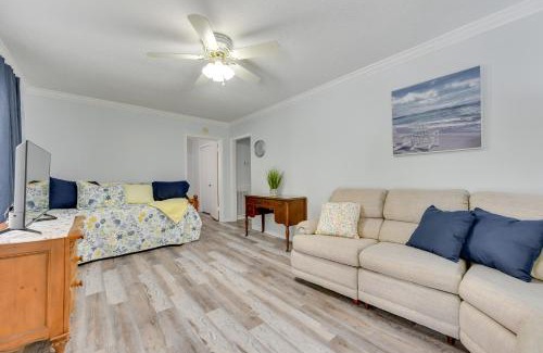Rock Hill House | Rock Hill Cottage with Spacious Yard and Fire Pit!