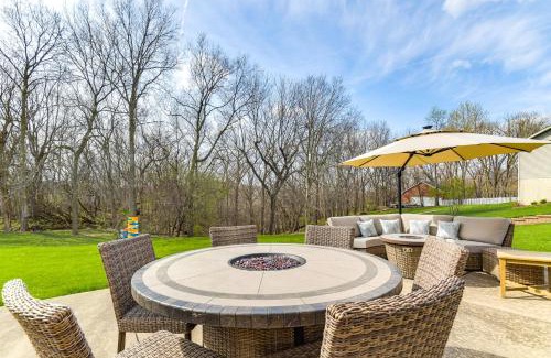 Milan House | Rock Island Home with Private Yard and Fire Pit Table!
