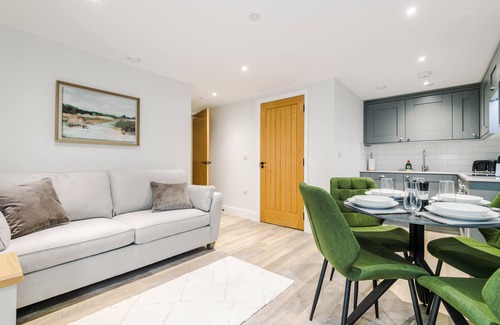 Stoney Middleton Apartment | Rock Mill | 2-Bedroom Duplex with Balcony