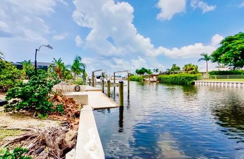 Saint James City House | Rock N' Reel Boat House