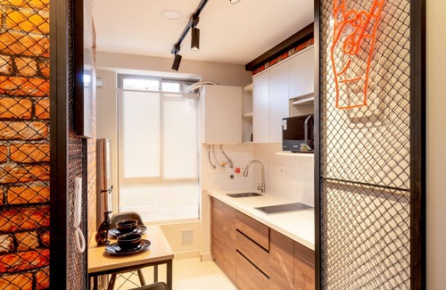 Cochabamba Apartment | Rock n' roll life only a couple minute walk from the best eateries!
