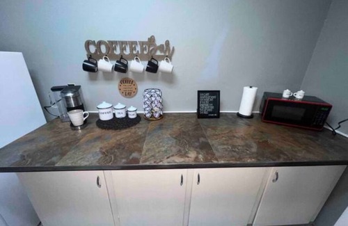 Shortsville Apartment | Rock & Roll into the Finger Lakes!