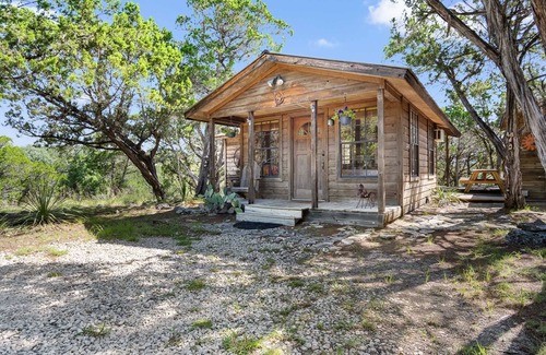 Pipe Creek Cabin | Rockin' B Ranch Ranch Love Shack