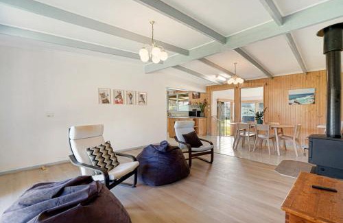 St. Andrews Beach House | Rockpool House Short stroll to St Andrews Beach