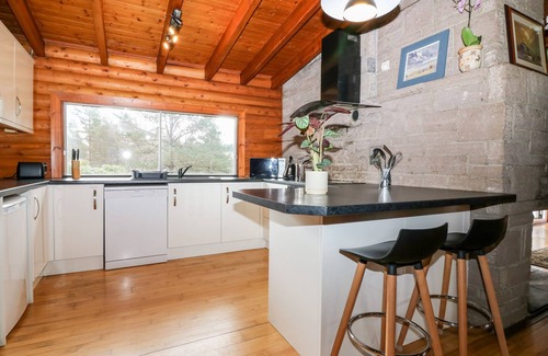Blairgowrie Cottage | ROCKSITE, family friendly in Kirkmichael, Perth And Kinross