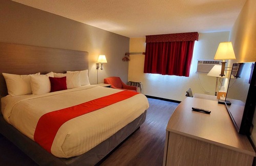 Castle Rock Hotel | Rockview Hotel Castle Rock Downtown