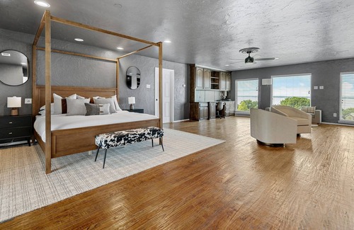 Rockwall House | Rockwall Retreat: Lakeview Oasis with Pool, Games, and Room for 16+