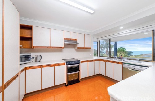 Emu Park House | Rocky Retreat at Emu Park
