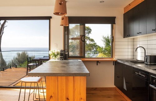 Rocky Hills House | Rocky Ridge - Beauty of Tasmania