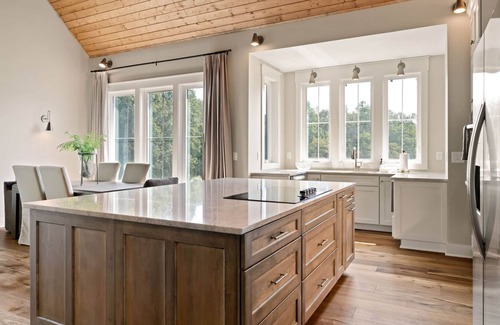 Rock Island House | Rocky River Hideaway