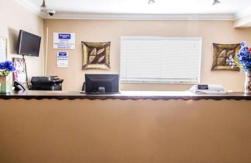 Apopka Hotel | Rodeway Inn Apopka South