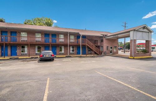 Bolivar Hotel | Rodeway Inn Bolivar