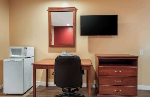 Harbor Hotel | Rodeway Inn Carson - Los Angeles South