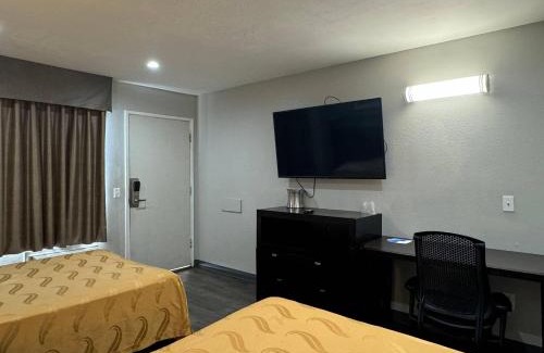 El Cajon Hotel | Rodeway Inn El Cajon - San Diego East