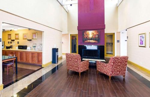 Wetmore Hotel | Rodeway Inn & Suites South of Fiesta Park