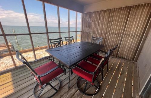 Royal Lagoons House | Roedder