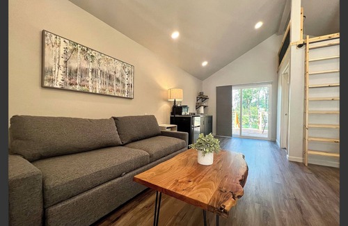 Fruitdale Cabin | Rogue River Resort
